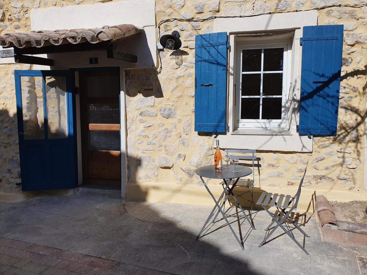 L'Angelus, Gite De Charme Au Coeur Du Vieux Village De Sablet Exteriér fotografie