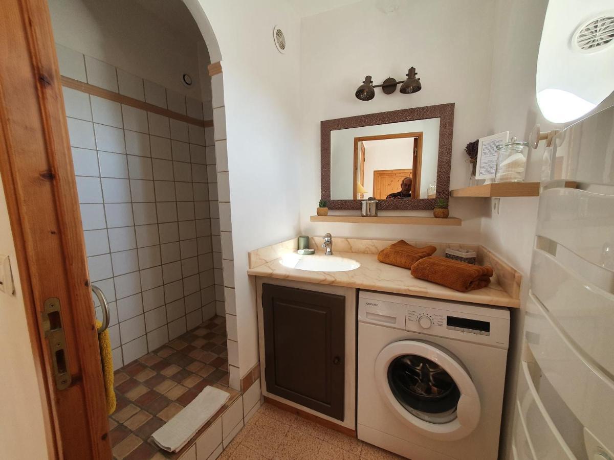 L'Angelus, Gite De Charme Au Coeur Du Vieux Village De Sablet Exteriér fotografie