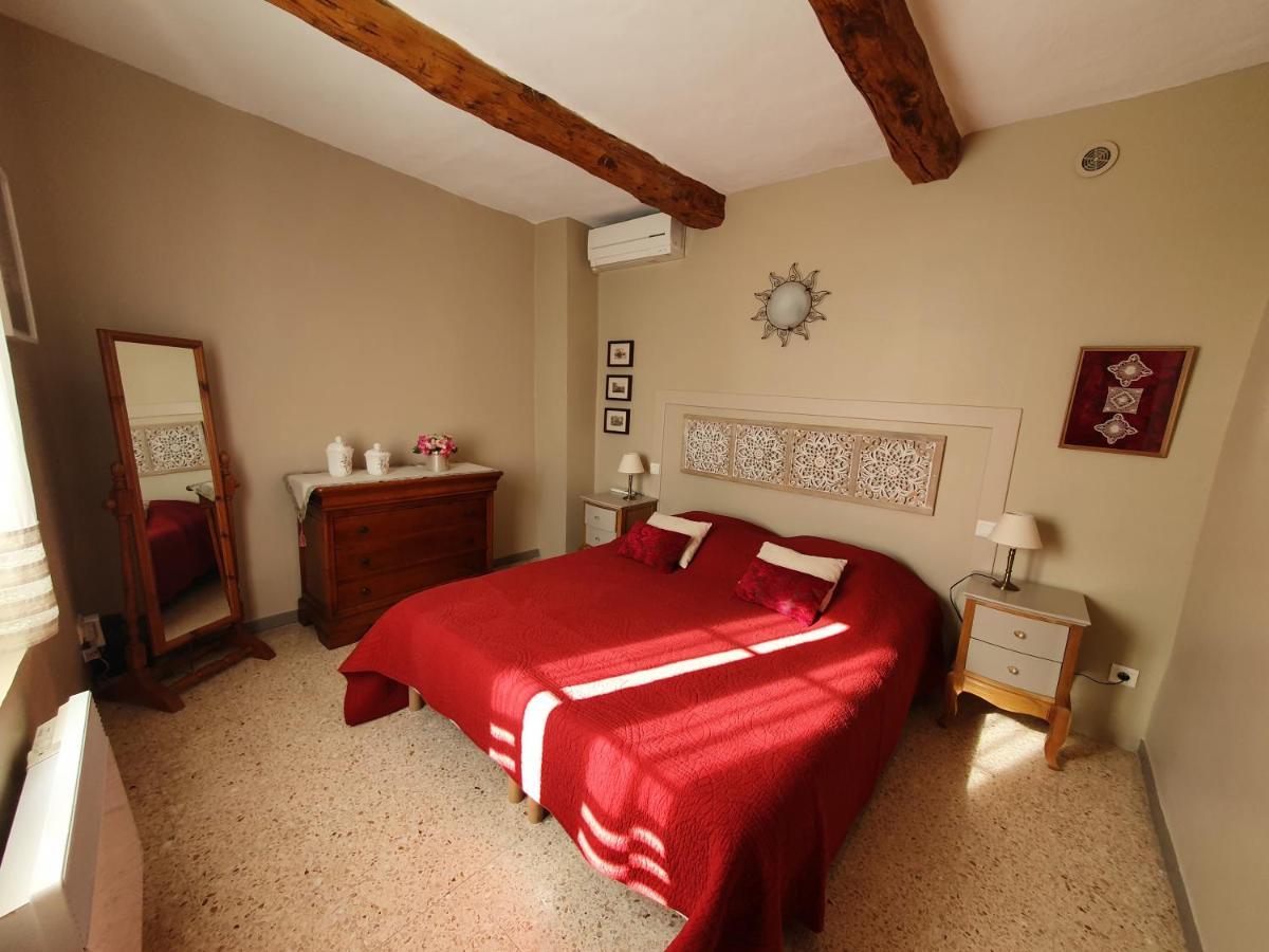 L'Angelus, Gite De Charme Au Coeur Du Vieux Village De Sablet Exteriér fotografie