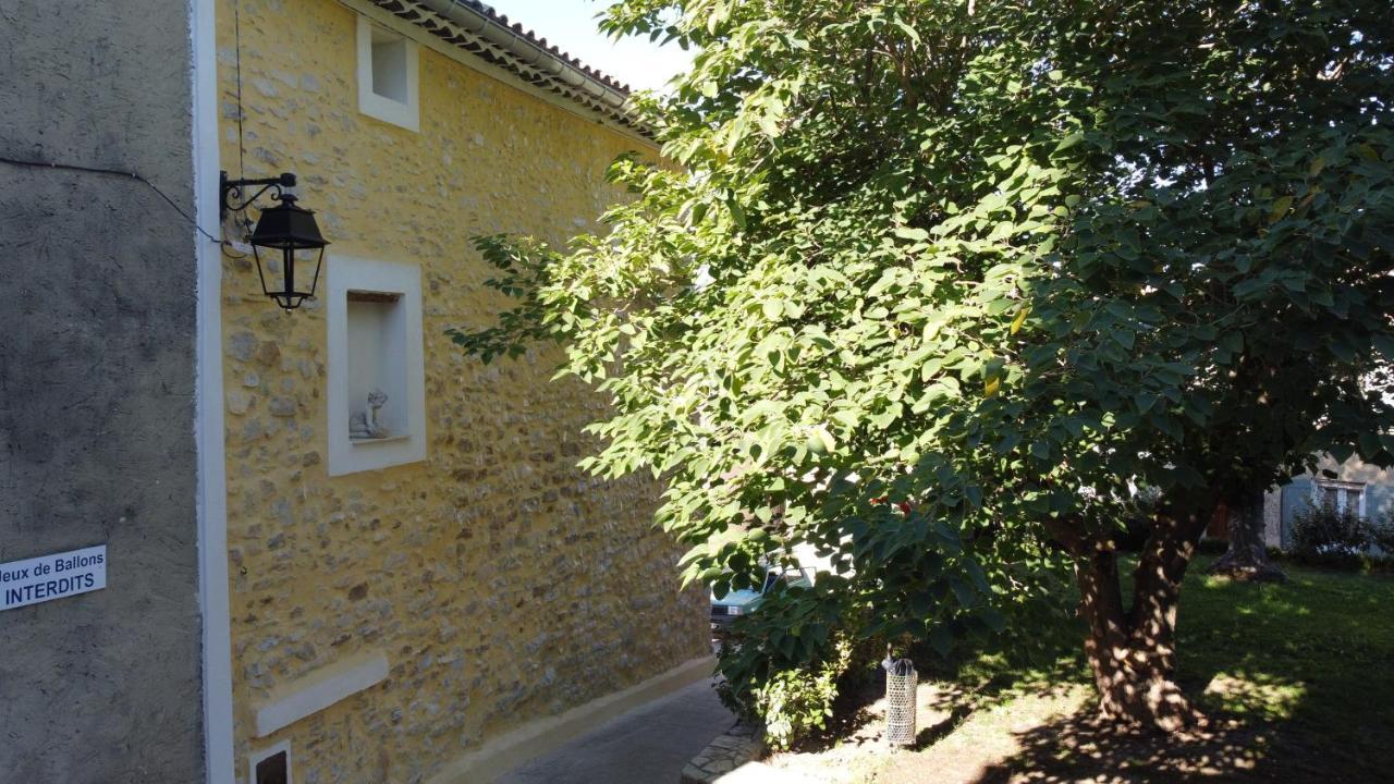 L'Angelus, Gite De Charme Au Coeur Du Vieux Village De Sablet Exteriér fotografie